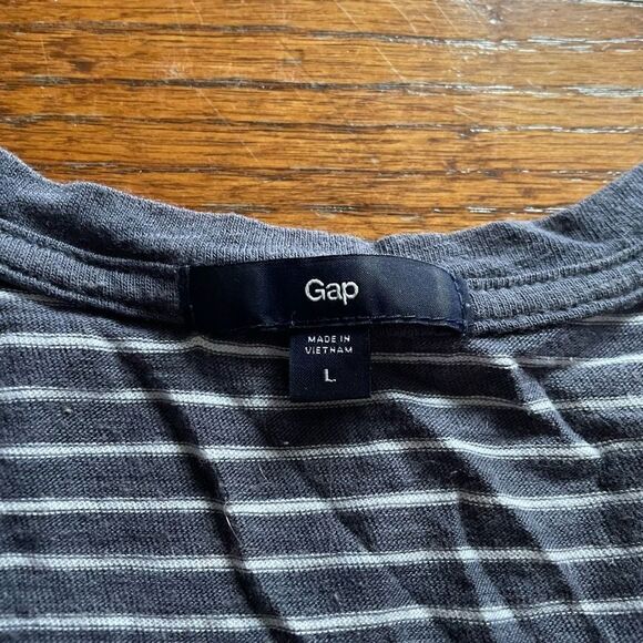 Gap Dark Blue/Gray and White Striped Short Sleeve Tee - Picture 2 of 4
